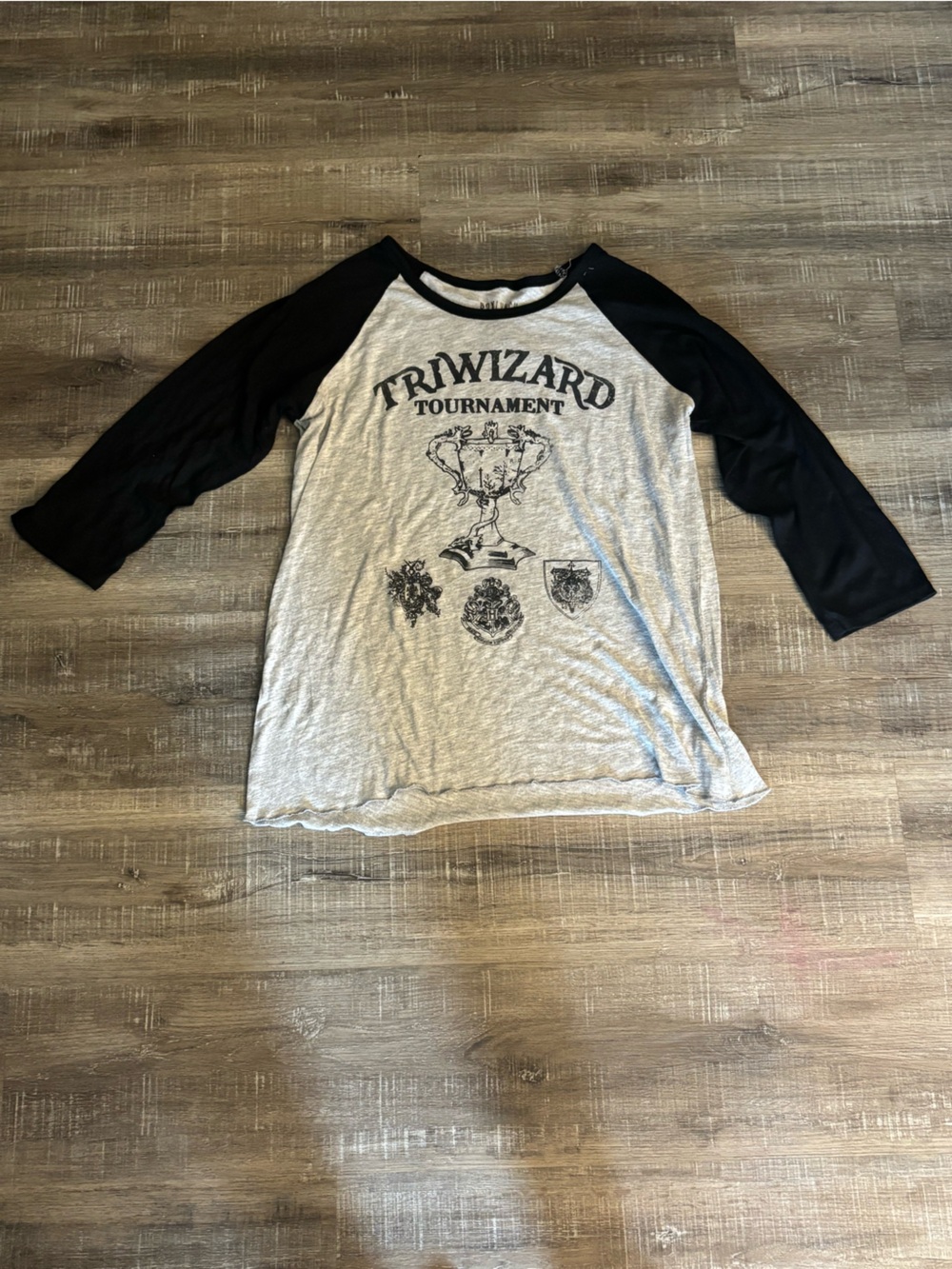 Harry Potter BoxLunch Tri-Wizard Tournament 3/4 Sleeve Shirt